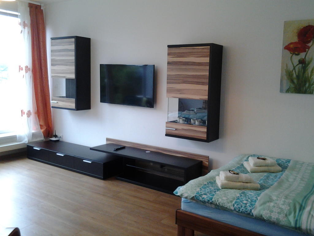 Apartman Residence Nabrezi Бероун Стая снимка