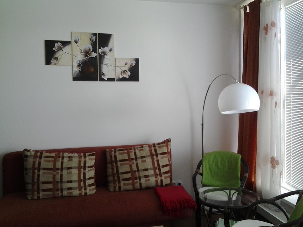 Apartman Residence Nabrezi Бероун Екстериор снимка