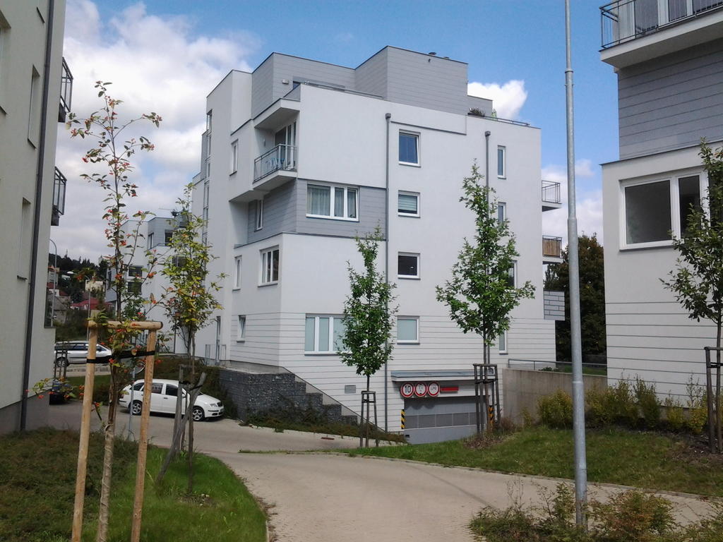 Apartman Residence Nabrezi Бероун Екстериор снимка