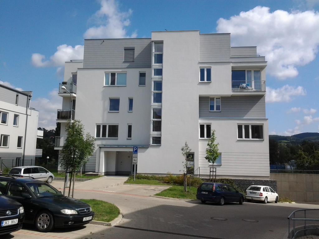 Apartman Residence Nabrezi Бероун Екстериор снимка